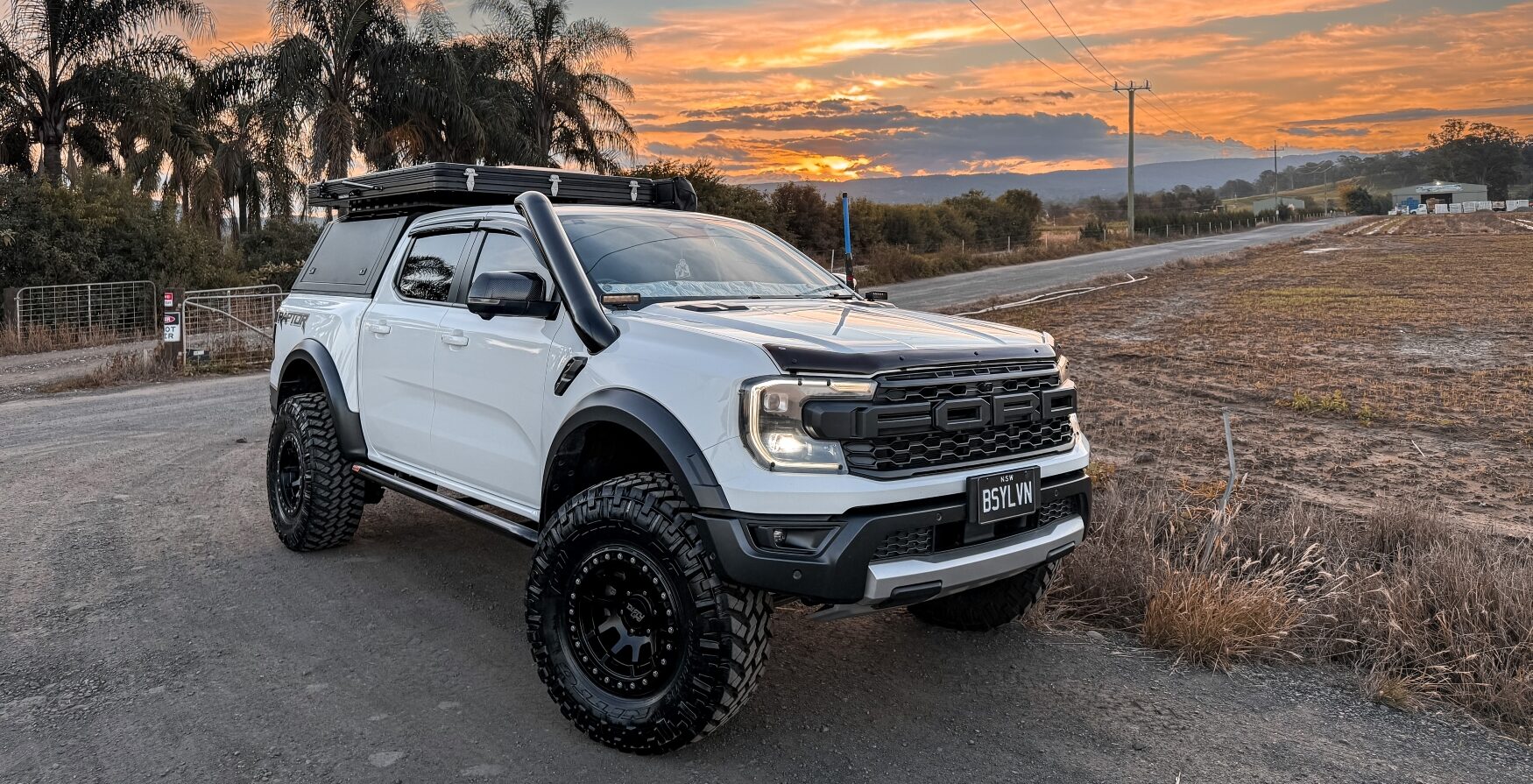 Dirtylife Dualtek White Ranger Front Three Quarter